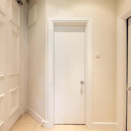 Pass The Keys Gorgeous With Access To A Private Garden Apartment London