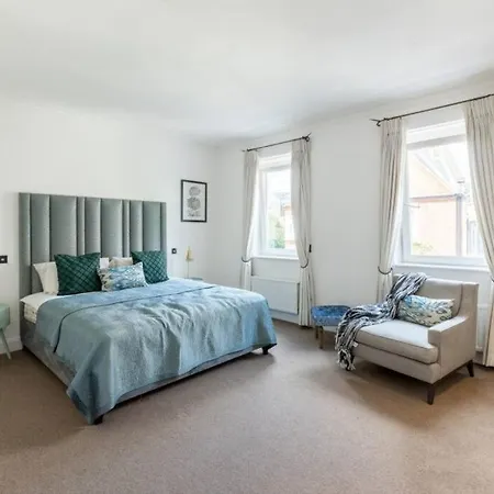 Luxurious Premium Homes In Camden Town Apartment London