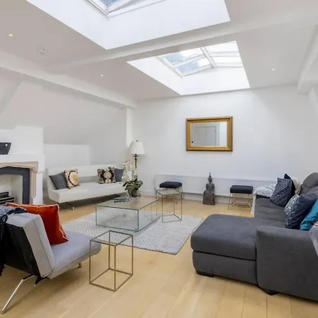 Luxurious Premium Homes In Camden Town Apartment