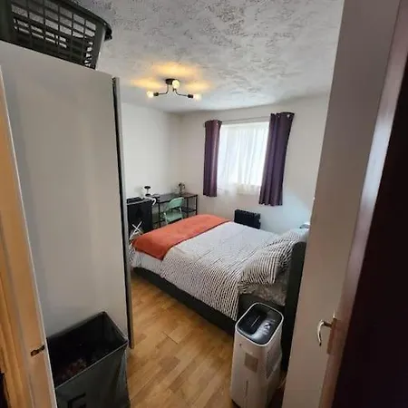 Apartment Amazing 1 Bed Flat, Sw19