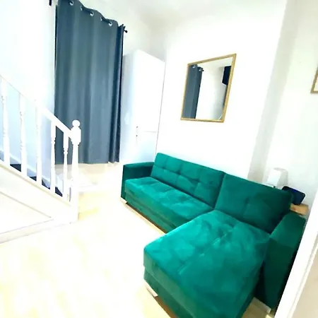 Lovely 3 Bedroom Property Next To Paddington Station Central Apartment