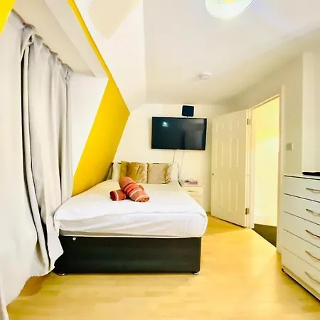 Apartment Lovely 3 Bedroom Property Next To Paddington Station Central *