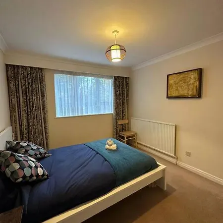 Apartment Dukes Northwood *