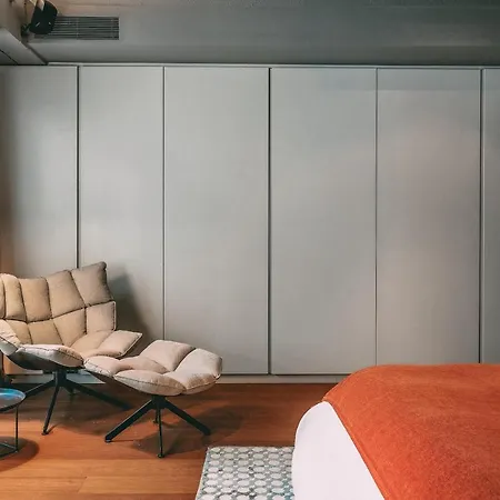 Immaculate 2-bed Loft In