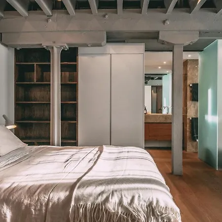 Immaculate 2-bed Loft In