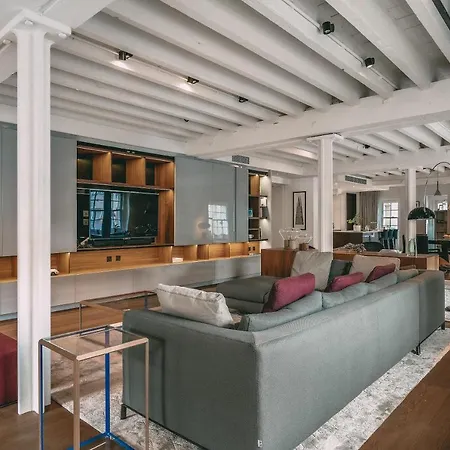 Apartment Immaculate 2-bed Loft In *