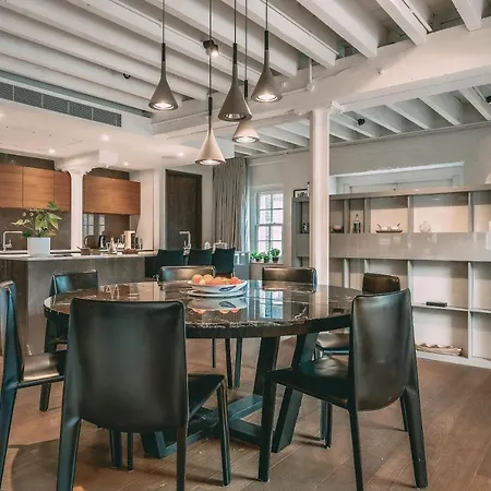 Immaculate 2-bed Loft In