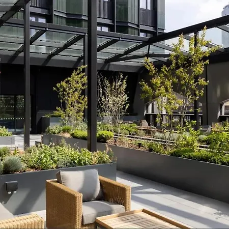 Charles Hope London Apartment Croydon