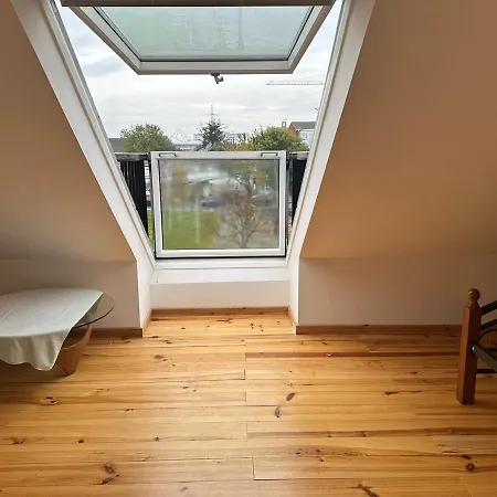 Tran Homestay * London