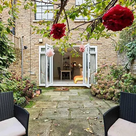 Apartment Little Venice Garden London