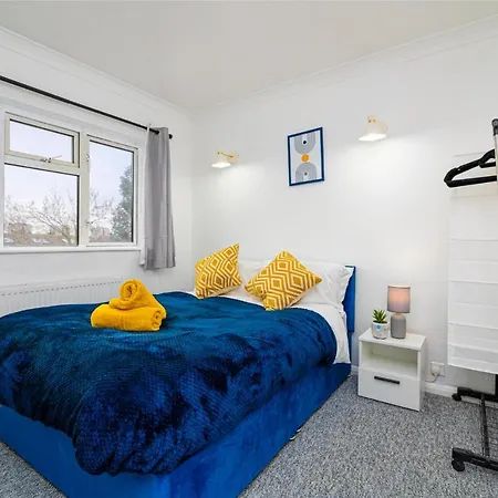 Holiday home 3 Bed Gorgeous House Abbeywood Abbey Wood