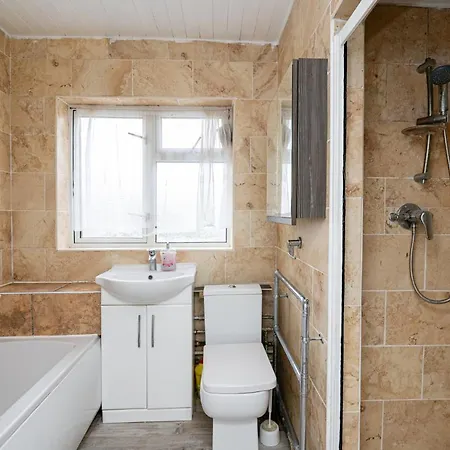 Holiday home 3 Bed Gorgeous House Abbeywood Abbey Wood