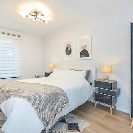 The Ivyhouse Apartment *