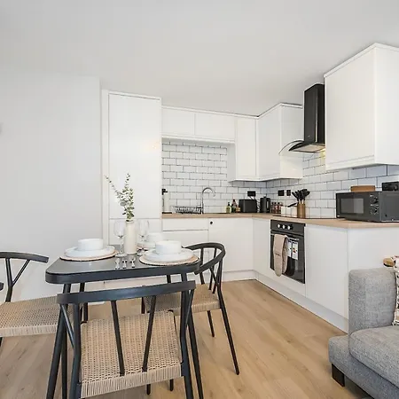 The Ivyhouse Apartment *