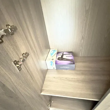 Apartment 3bedroom, 2bathroom, Balcony,luxury Flat Westfield *