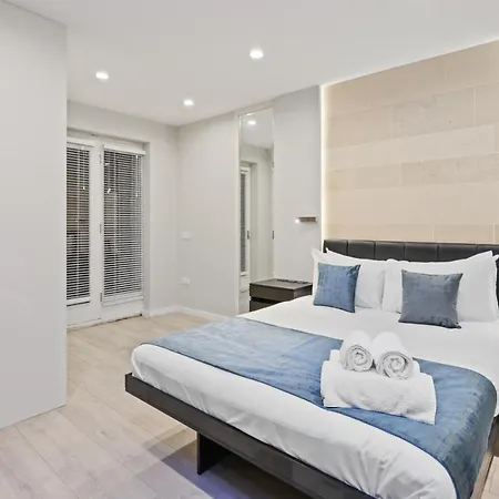 Studio Flat West End Lane London