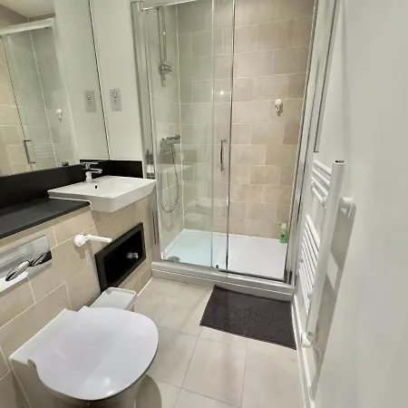 Apartment 3bedroom, 2bathroom, Balcony,luxury Flat Westfield