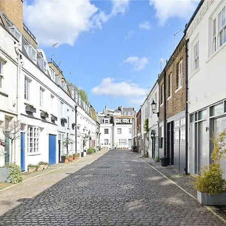 Apartment Londwell, Chic Hyde Park Mews House