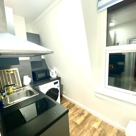 Stylish One Bed Studio Paddington Station In Central London
