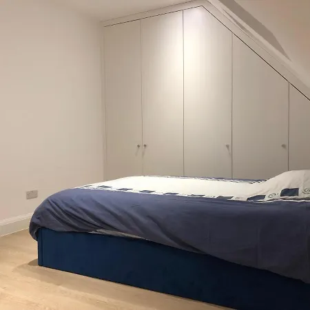 Flat 5 Minutes To East Station *