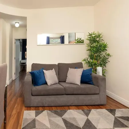 Apartment Charming North London