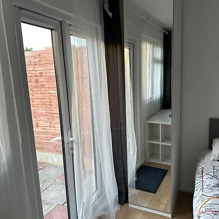 Self-contained En-suite Very Close To Wembley Stadium * London