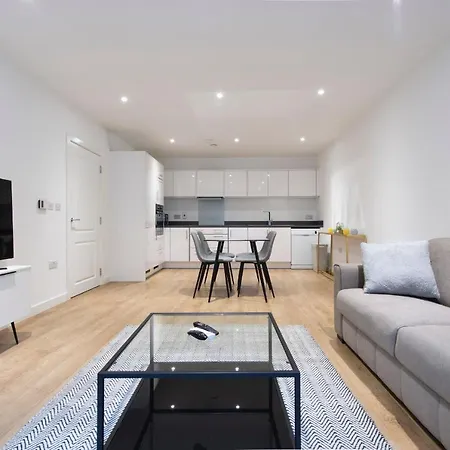 Stunning Luxury 2 Bedroom