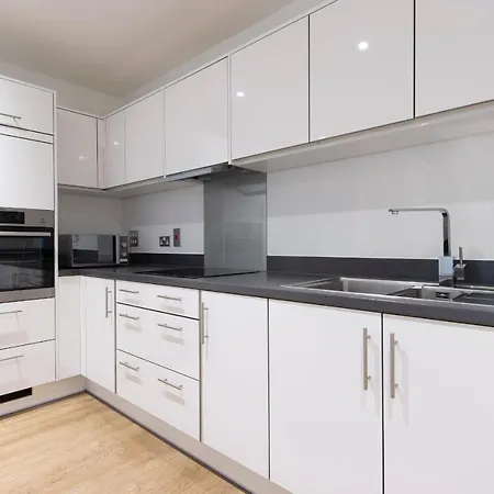 Stunning Luxury 2 Bedroom * Londra