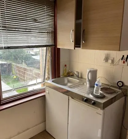 Beautiful Studio Flat *