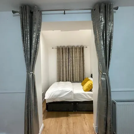 Keedonwood Road Bromley, With Free Wifi *