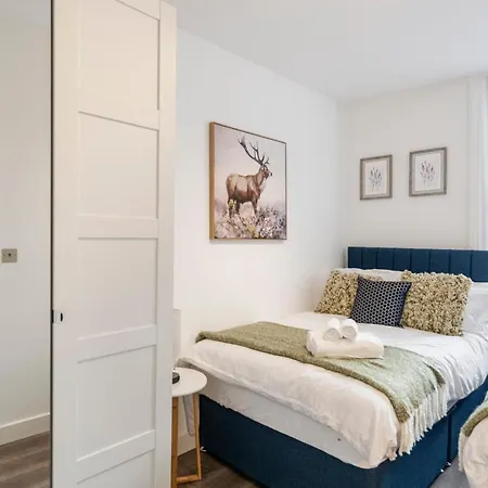London's Cosy Gem * London