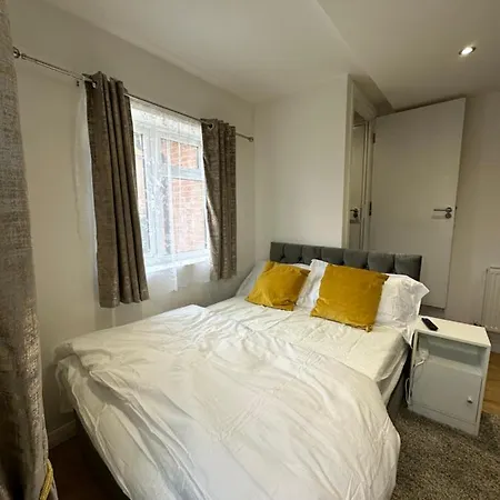 Keedonwood Road Bromley, With Free Wifi *