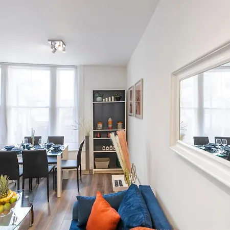 London's Cosy Gem * London