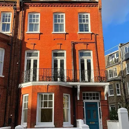 1 Bedroom In The Heart Of West Apartment *