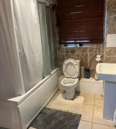 Kennington Gold Apartment *