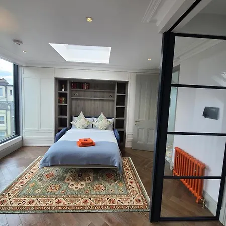 Apartment Boutique Linden Gardens 1st Floor And Loft London