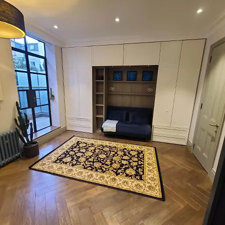 Boutique Linden Gardens 1st Floor And Loft