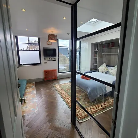 Boutique Linden Gardens 1st Floor And Loft * London