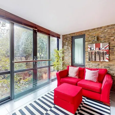 Stunning 2 Bed With View Of The Shard * London