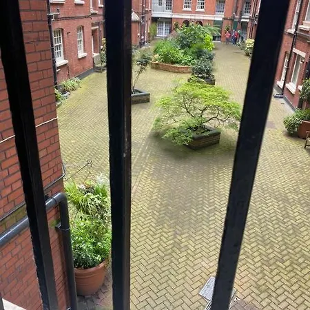 Stylish 2br Retreat In King's Cross, * London