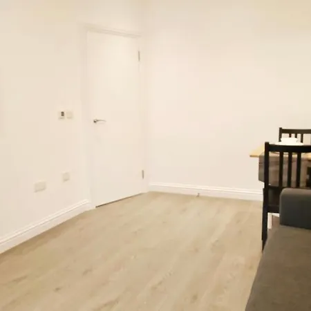 Apartment Hendon Garden In
