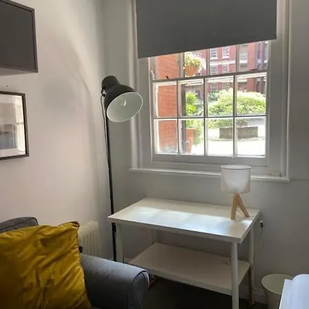 Lägenhet Stylish 2br Retreat In King's Cross,