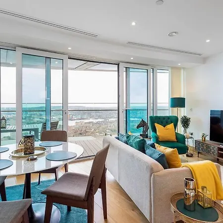 Apartment Panoramic Balcony Luxury