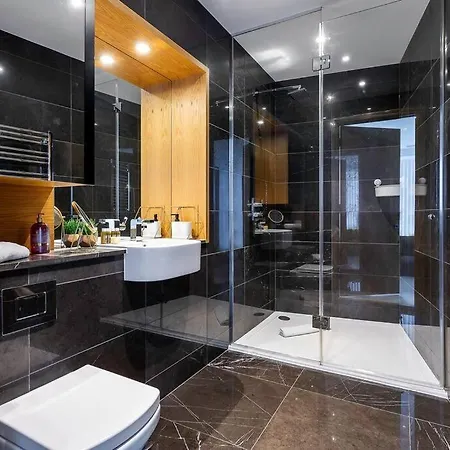 Apartment Panoramic Balcony Luxury