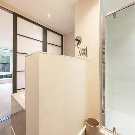 Candler Mews - *