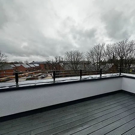Luxury Penthouse * Uxbridge