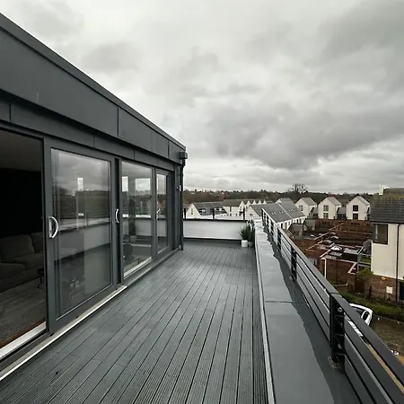 Luxury Penthouse *