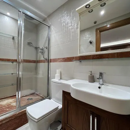Spacious 3br Flat With Ac 3 Ensuite Bidets Near Selfridges And Hyde Park * Londyn