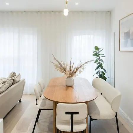 Elegant 2 Bedroom In Fulham Apartment