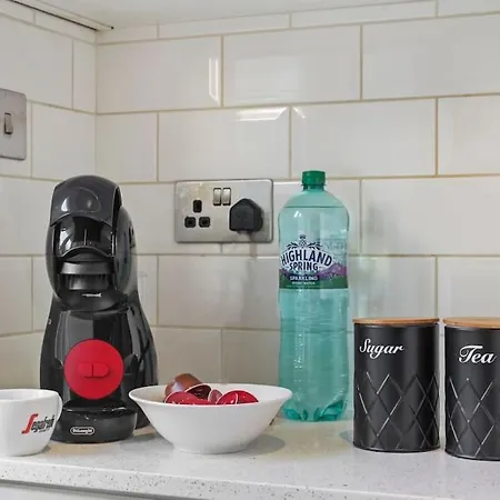 Stylish In Euston And Near Camden With Private Roof Terrace Apartment *